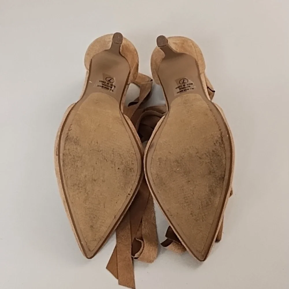 Not Just A Pump 7 Vegan Tan Suede High Heel Ankle Tie Boho Dress Shoe Jean Shoe